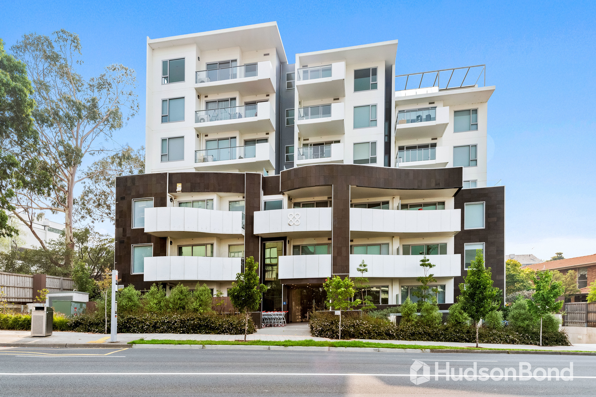 Real Estate Property For Sale By Hudson Bond